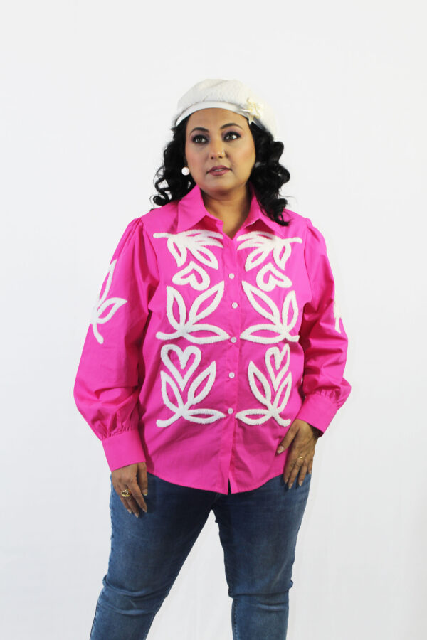 Embroidered Bloom Heritage Fit